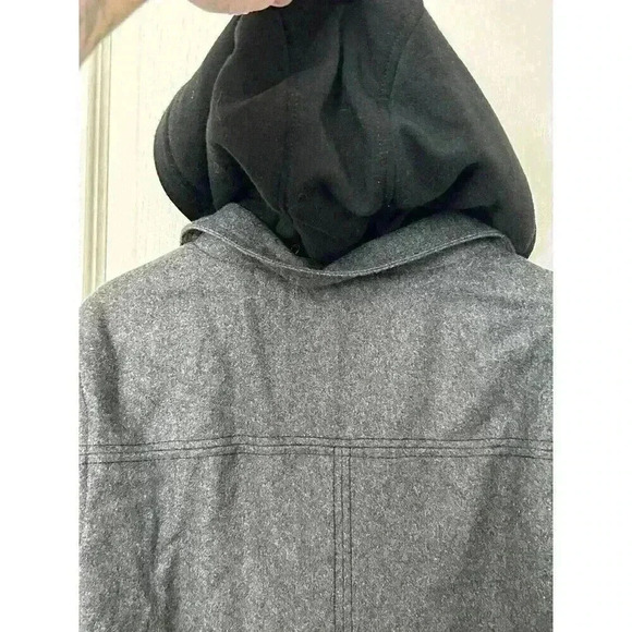 Men’s Wool Blend BKE Grey Pea Coat Slim Fit Medium W/Removable Hood. Heavy, Warm - Picture 7 of 16